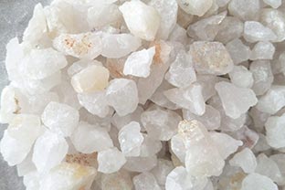 石英砂除鐵應該如何選擇磁選設備？